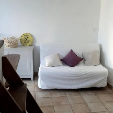 Studio A La Ciotat Avec Piscine Partagee Terrasse Amenagee Et Wifi A 2 Km De La Plage