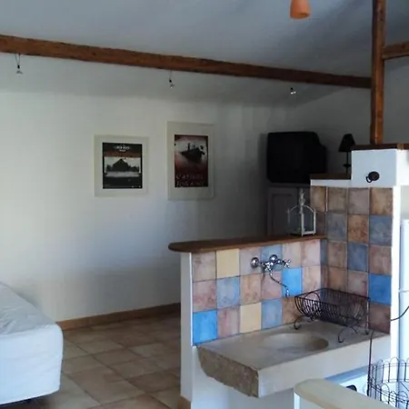 アパート Studio A La Ciotat Avec Piscine Partagee Terrasse Amenagee Et Wifi A 2 Km De La Plage ラシオタ